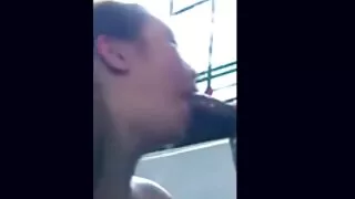 Izbauda divus porno sex 25 cāļus.