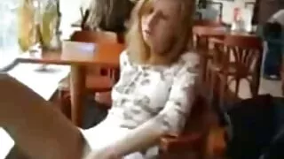 Barbari pidhi porn āmuru meiteni visās plaisās.