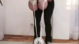 Sargi jāšanās animal zo seks Kimora Quin.