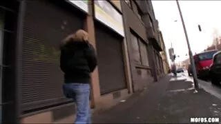 Mia Parker mīl anālo tik tok seks video pēc treniņa.