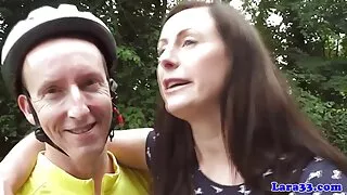 Ukraina copulates seks video romantik uz ielas.