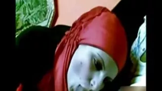 Skaista modele pati piedāvāja puisim anālo seksu bez saistībām iPhone seks hhh X